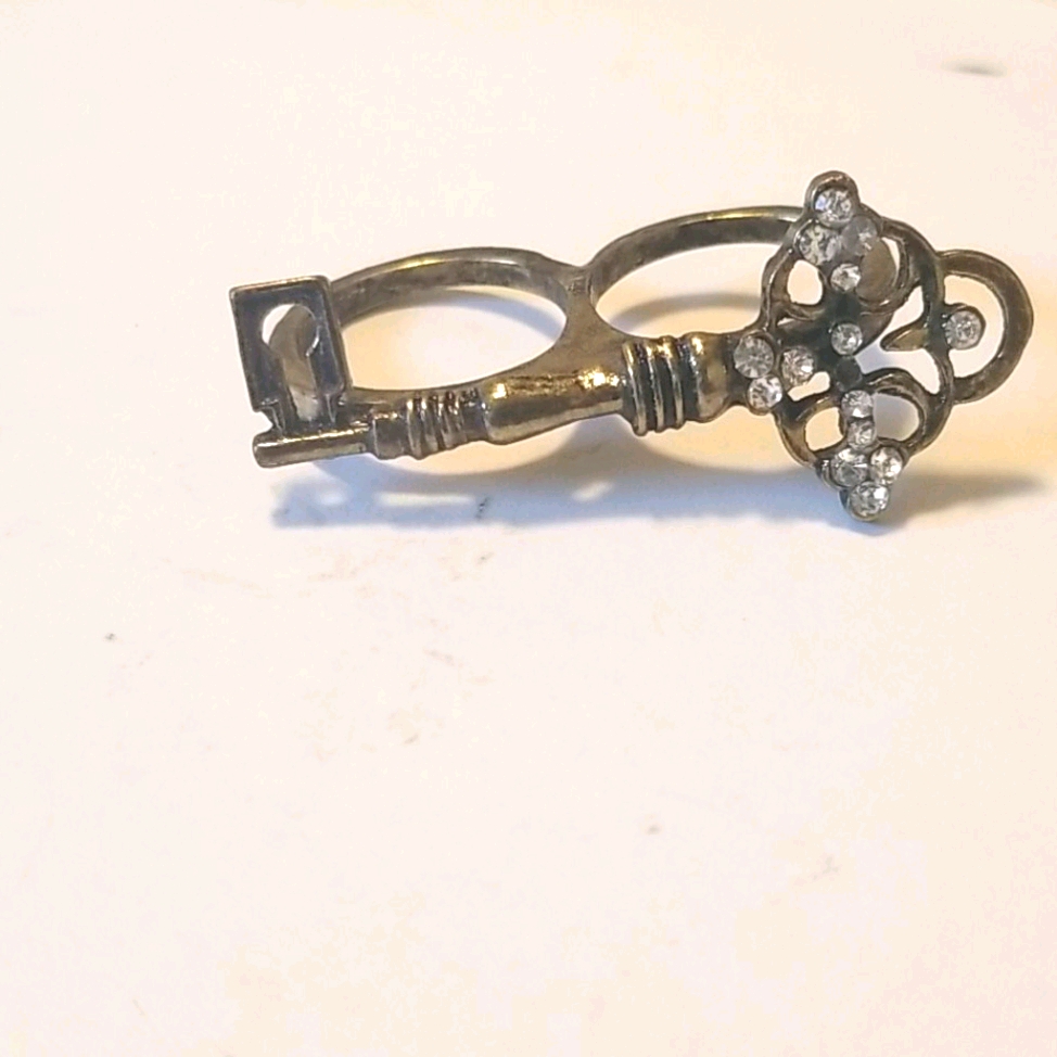 Key Ring.